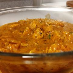 A picture of Achari chicken.