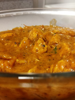 A picture of Achari chicken.