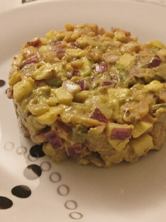 Una foto de Tartar de salmón ahumado