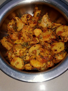 अरबी मसाला(arbi masala recipe in hindi) रेसिपी मुख्य फोटो