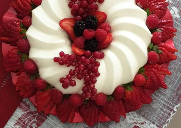 Panna cotta ai frutti di bosco