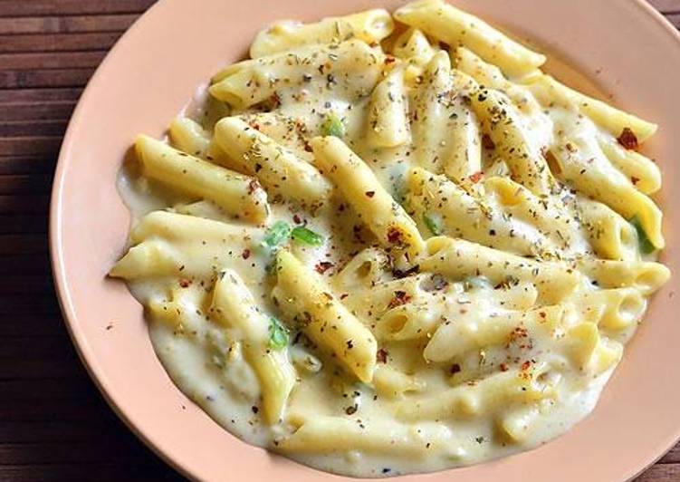 Easiest Way to Make Jamie Oliver White sauce cheesy pasta