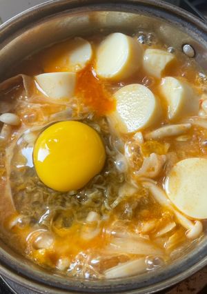 รูปของ ซุปกิมจิเต้าหู้ไข่บะหมี่ผัก