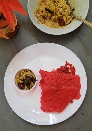A picture of Beetroot Neer Dosa.