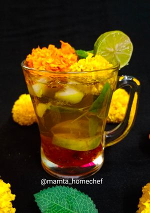 A picture of Marigold Flower Tea.