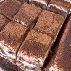 A picture of Tiramisu.