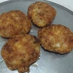 A picture of Bread cutlets.