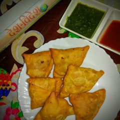 A picture of Potato Samosa.