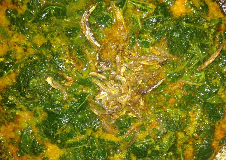 Sayur daun singkong pedas manis