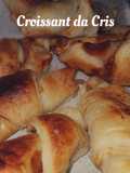 Croissant de Salsicha e queijo