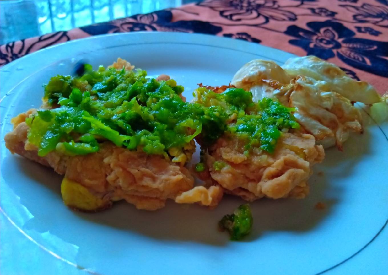 Ayam Geprek Sambel Ijo