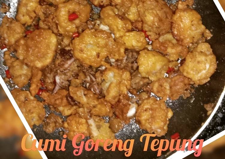 Bahan Menyiapkan Cumi goreng tepung saos Telur asin yang Sempurna