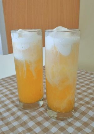 Foto resep Es Jeruk Peras Es Krim (Orange Float)