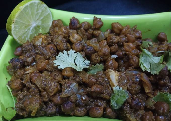 Kale chana masala