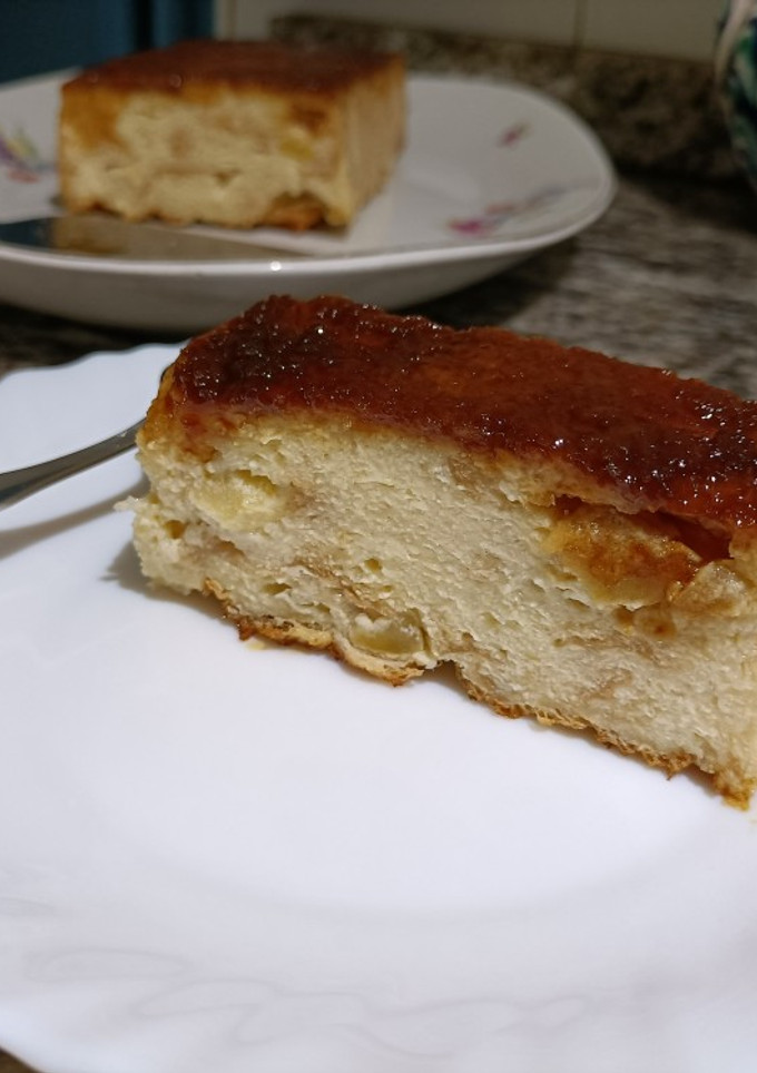 Una foto de Pudín de pan con manzana