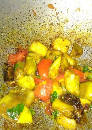 A picture of Brinjal fry.