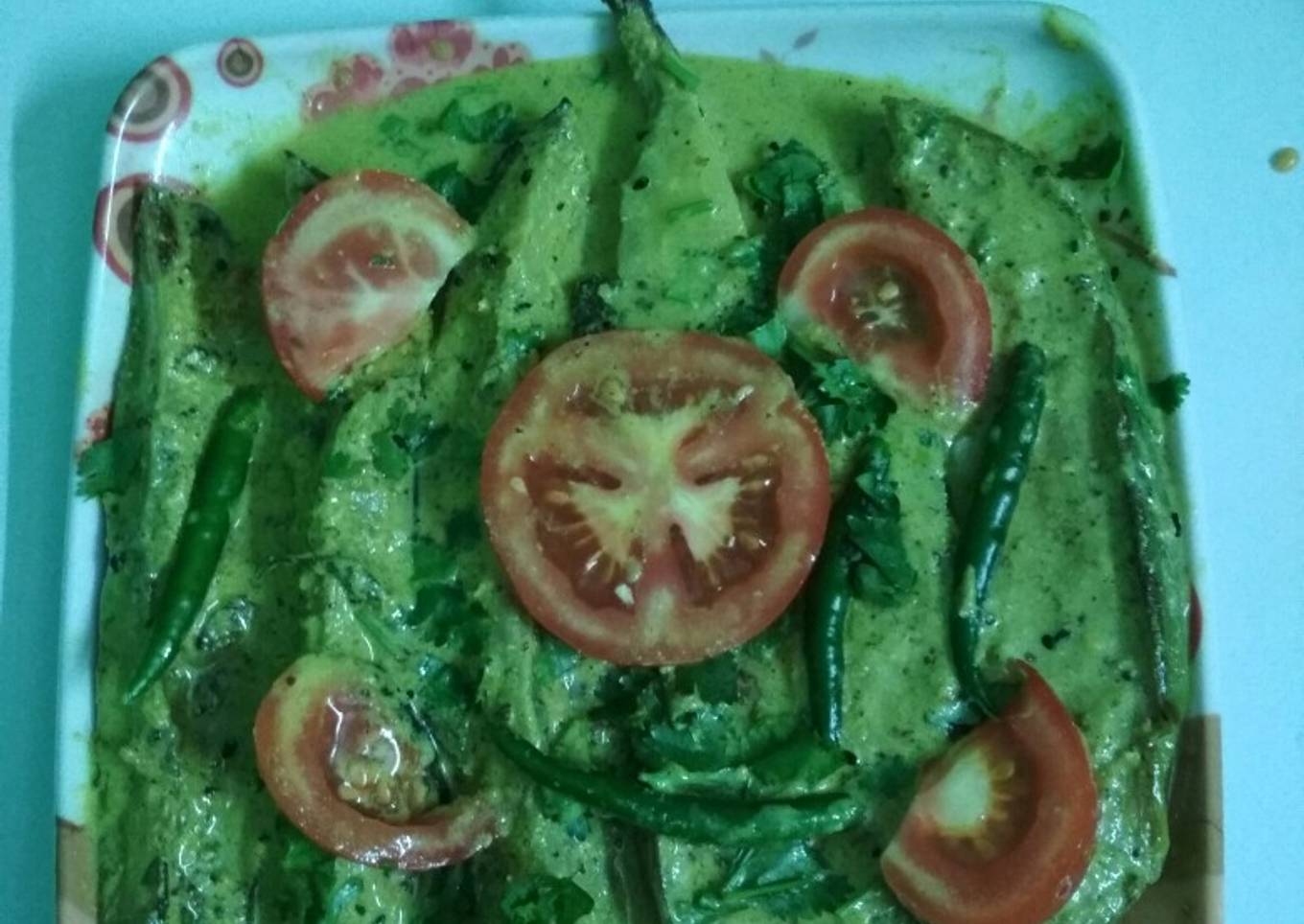 Sorse begun(eggplant mustard curry)