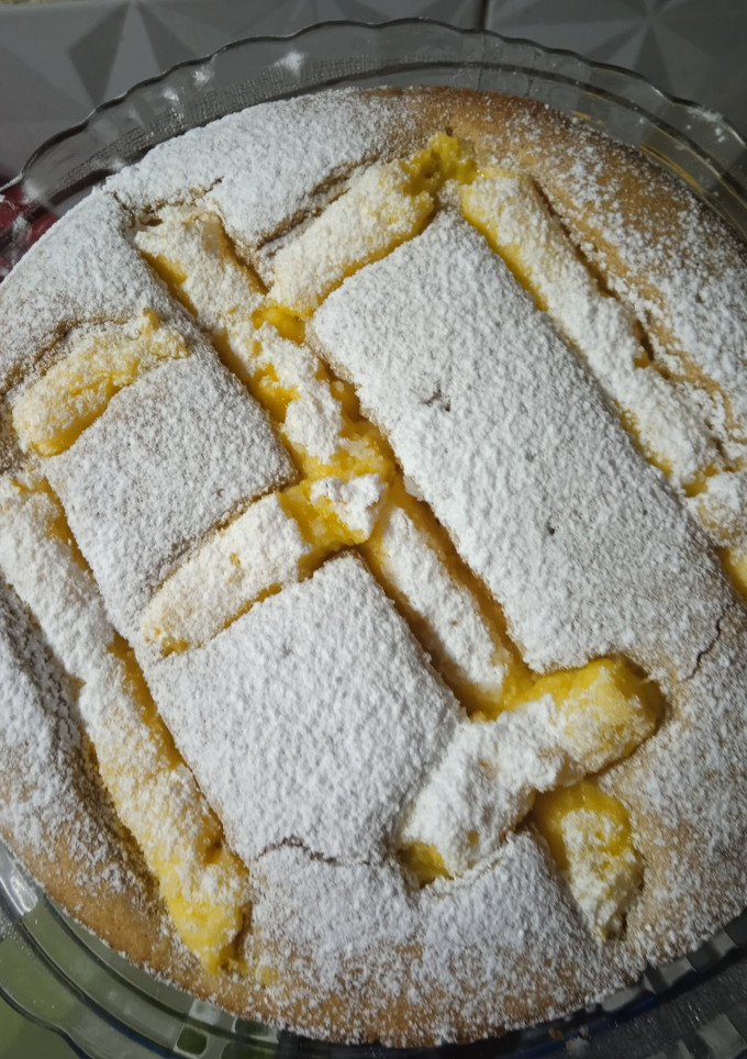 Una foto de Torta matera de avena con crema pastelera