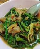 แกงแคขาหมู