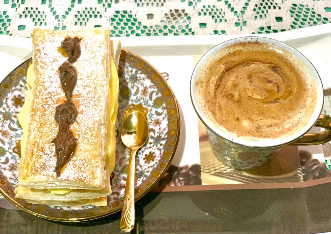 Napoleon lemon cream pastry