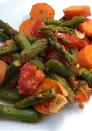 Una foto de Ensalada de espárragos
