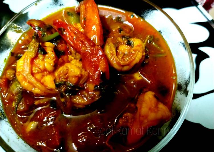 Wednesday Fresh Tangy Prawns Curry