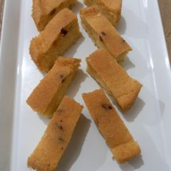A picture of Raisens cake 🍰🎂.