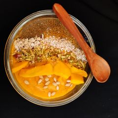 A picture of Oatty mango smoothie.