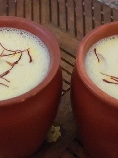 A picture of Golden immuno kesar milk shake.
