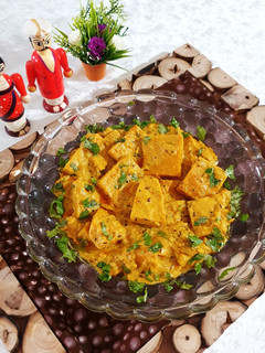 રાજસ્થાની પિતોડ ની સબ્જી (Rajasthani Pitod Sabji Recipe In Gujarati) રેસીપી મુખ્ય ફોટો