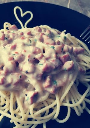 Spagetti fehéren recept fotója