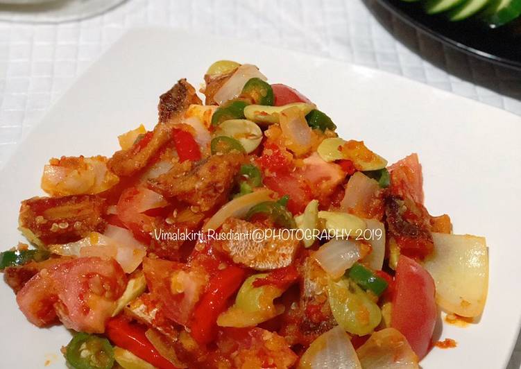 Resep Oseng gabus ikan asin | Cara Membuat Oseng gabus ikan asin Yang Enak dan Simpel
