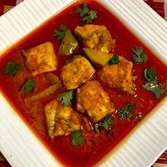 A picture of Fish Mango Curry.