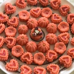 A picture of Rose barfi.
