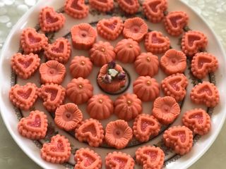 Rose barfi