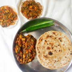 Fresh garlic & ginger bhaji A picture of Fresh garlic & ginger bhaji.