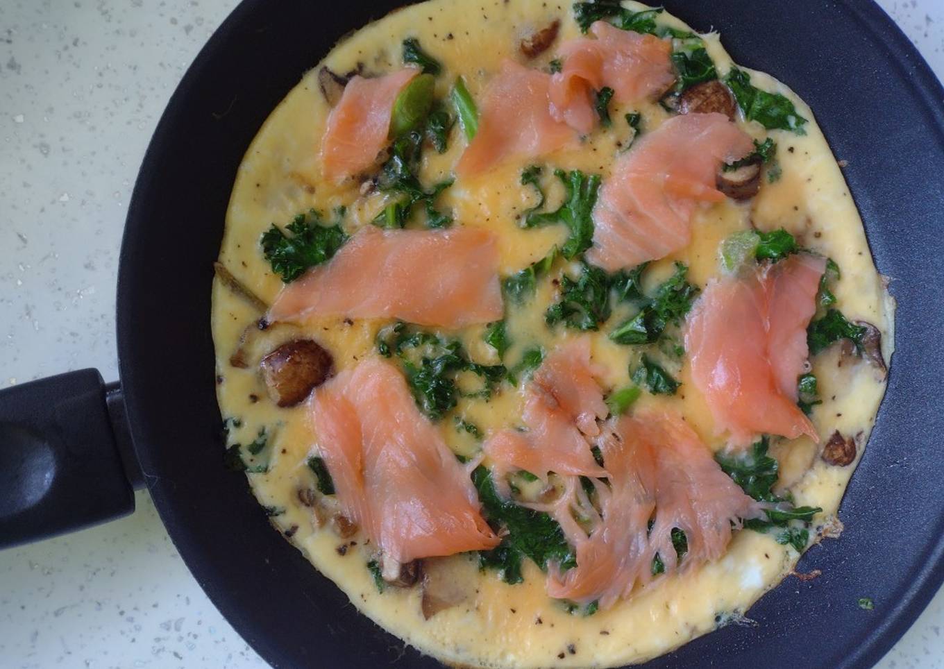 Smoked salmon baked omelette