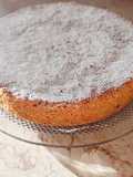 Torta di mandorle e nocciole al profumo di agrumi