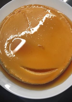 Gambar Puding Caramel dalam Loyang