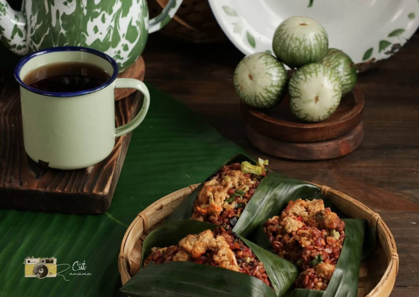 Nasi tutug oncom
