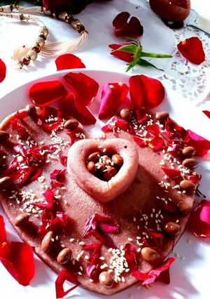 A picture of Rose-Rasberry-SemolinaCake.