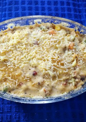 A picture of Baked Sweet Corn and Vegetables in White Sauce.