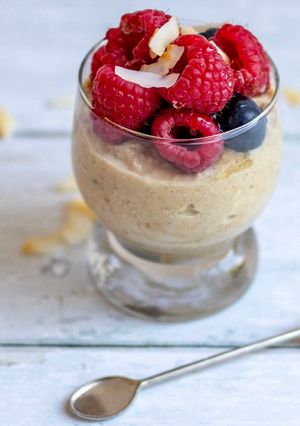 A picture of Berry Nice Porridge Oat 🥣 🍓.