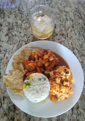 A picture of Camarones a la Diabla.