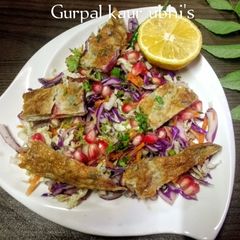 A picture of Ruby Ribbon omelette salad.