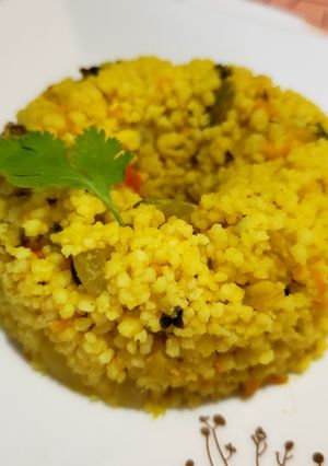 Una foto de Cuscús con verduras salteadas y champiñones
