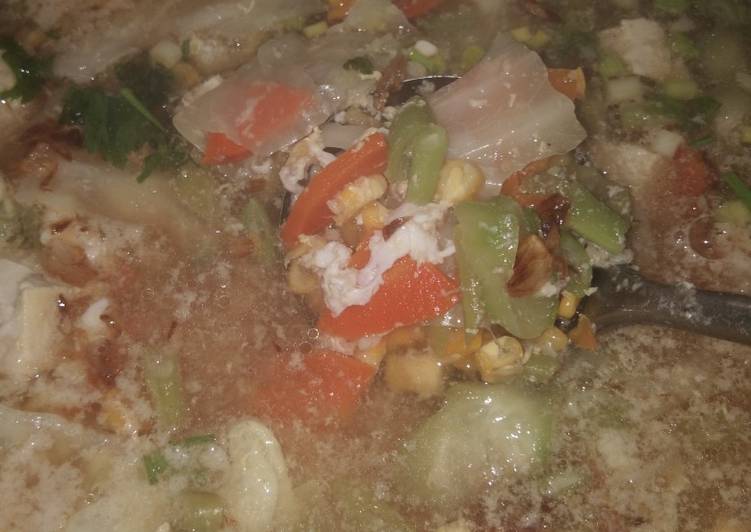 Sup Campur (Cumi, Oyong, wortel, jagung, buncis, kentang n kol)