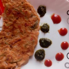 A picture of Jowar veg chilla.
