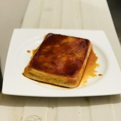 Caramel bread pudding A picture of Caramel bread pudding.