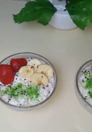 صورة لوصفة الشوفان بالزبادي وبذور الكتان للدايت